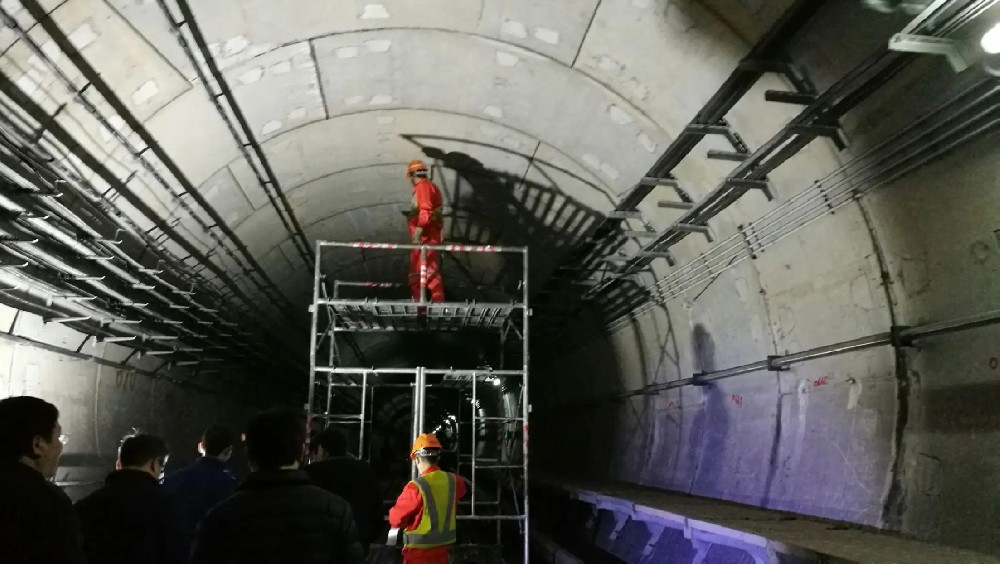 罗山地铁线路病害整治及养护维修